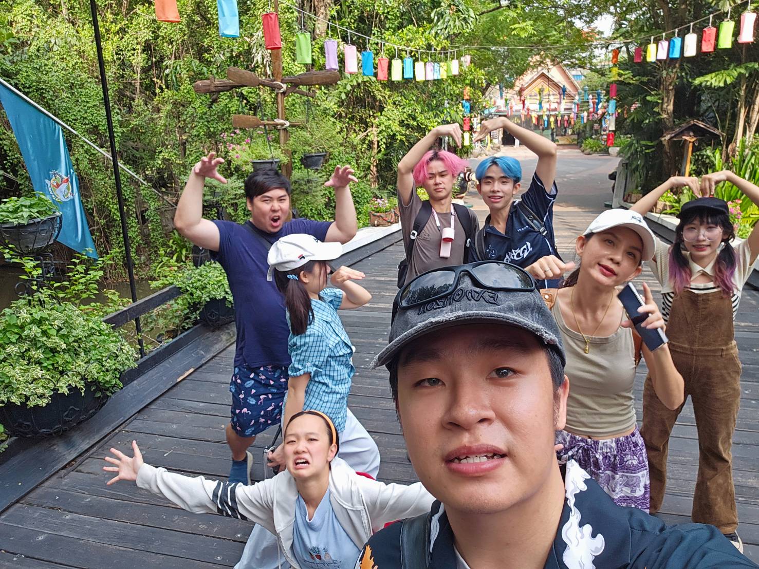 ผลงานรีวิว Moonlight Creator