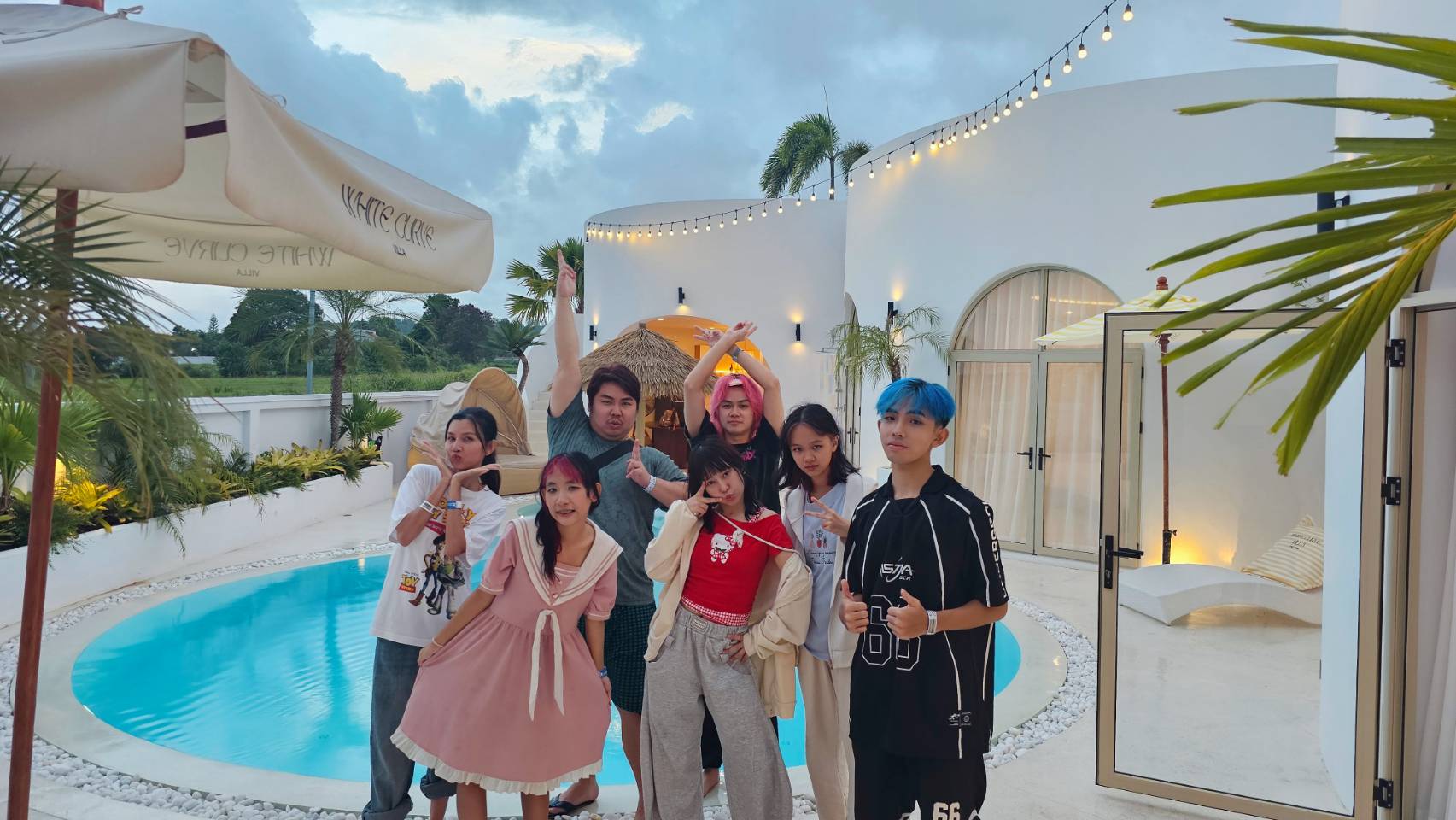 ผลงานรีวิว Moonlight Creator