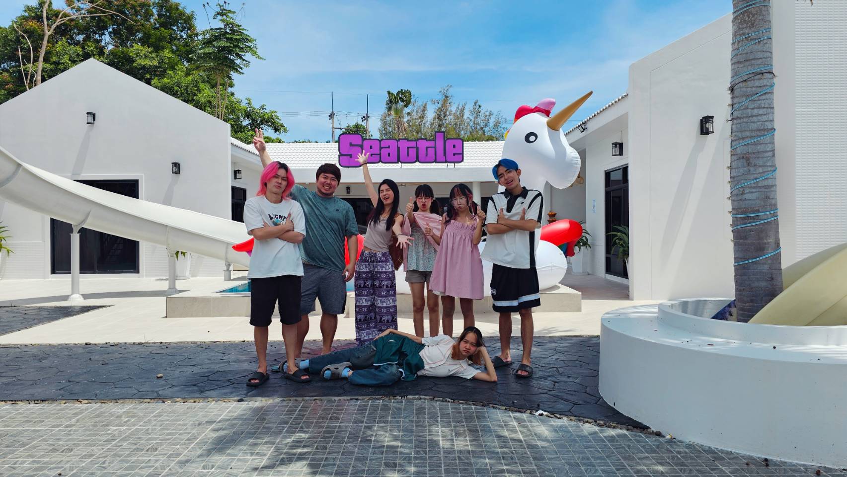 ผลงานรีวิว Moonlight Creator